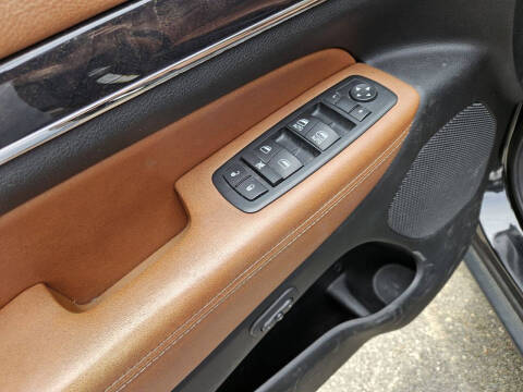 2012 Jeep Grand Cherokee Overland Summit