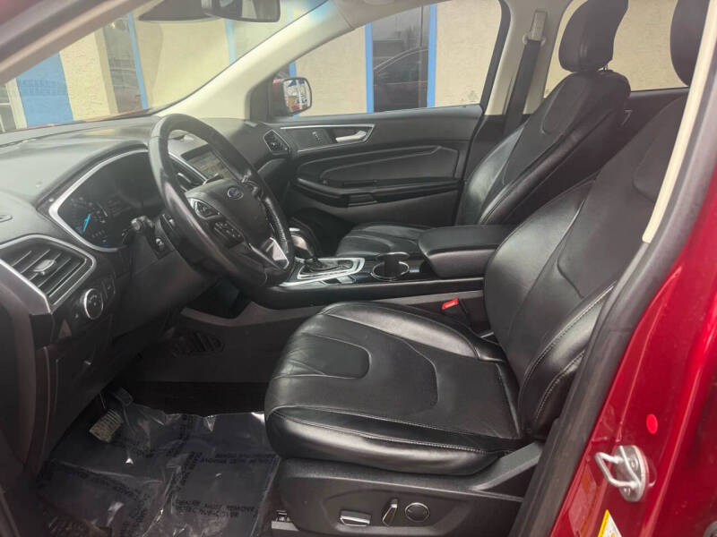 2017 Ford Edge Titanium