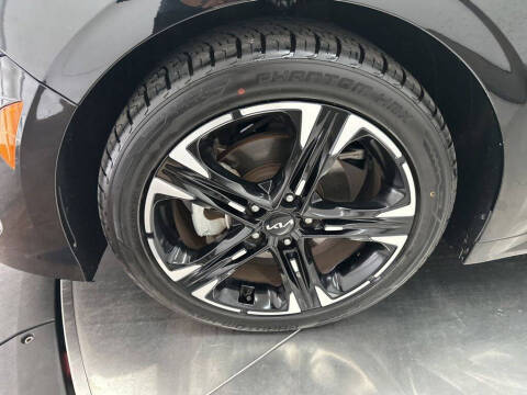 2022 Kia K5