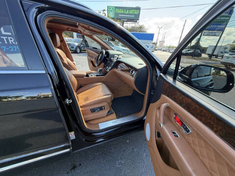 2020 Bentley Bentayga Hybrid