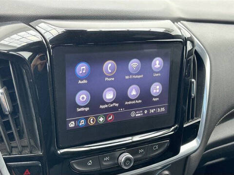 2022 Chevrolet Traverse LT Leather