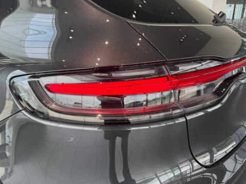 2025 Porsche Macan
