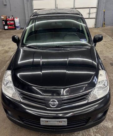 2011 Nissan Versa 1.8 SL