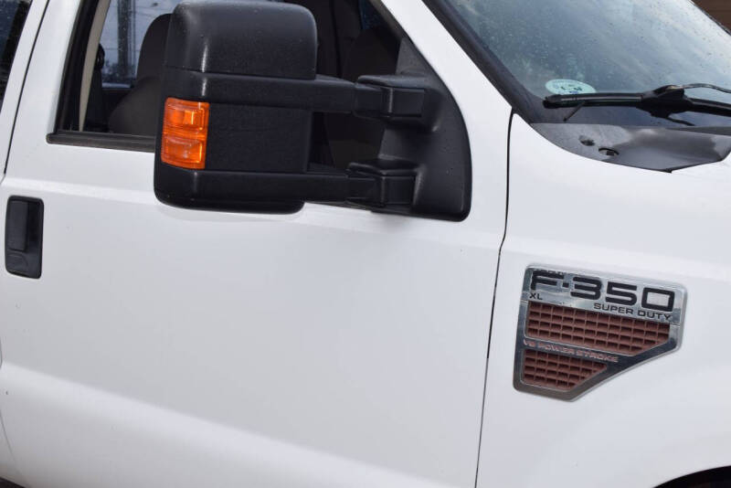 2010 Ford F-350 Super Duty XL