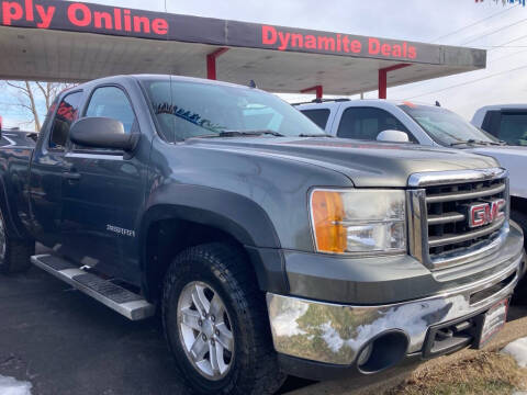2011 GMC Sierra 1500 for sale at Dynamite Deals LLC in Arnold MO