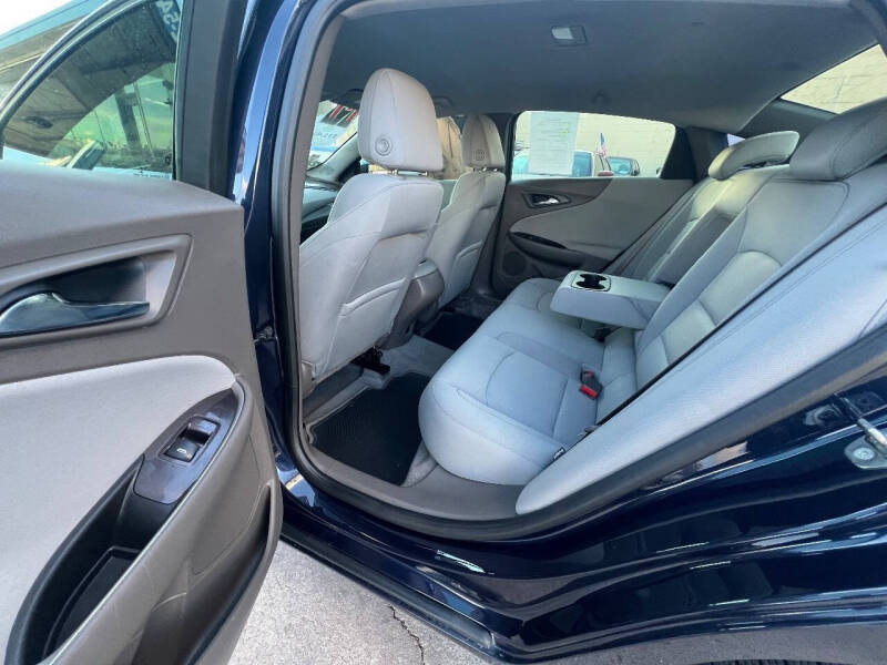 2017 Chevrolet Malibu LS