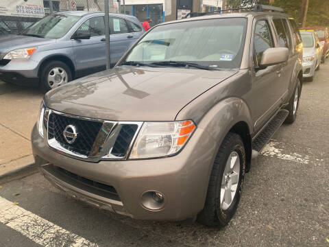2008 Nissan Pathfinder for sale at DEALS ON WHEELS in Newark NJ