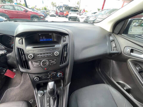 2016 Ford Focus SE