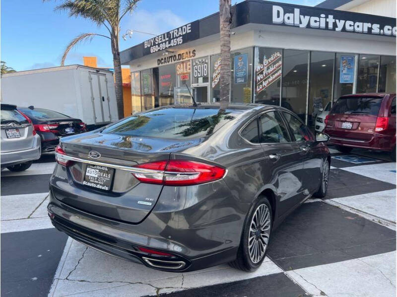 2017 Ford Fusion SE