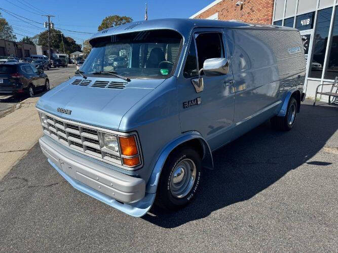 1990 Dodge Ram Van