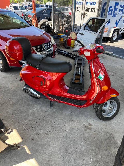 VESPA PIAGGIO MT2 Image