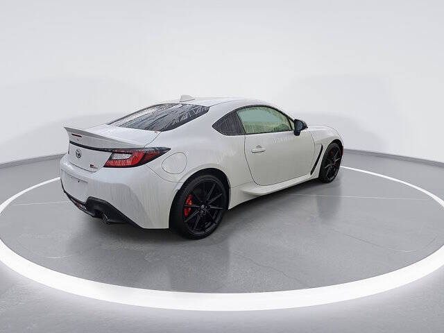 2025 Toyota GR86 Premium