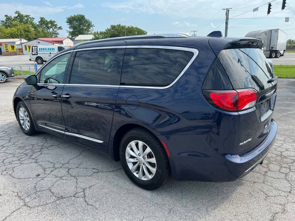 2018 Chrysler Pacifica for sale at Access Auto Wholesale & Leasing in Lowell, IN