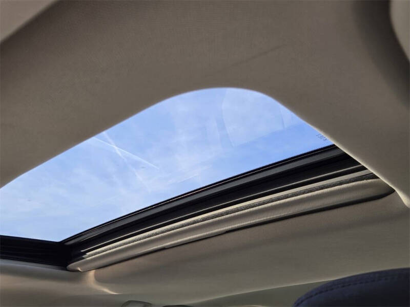 2015 Infiniti Q70 3.7