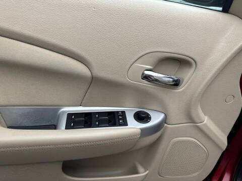 2011 Chrysler 200 Touring