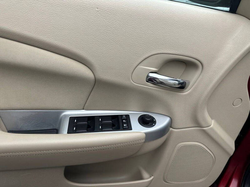2011 Chrysler 200 Touring