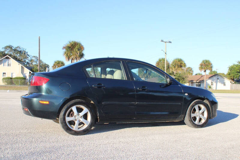 2004 Mazda MAZDA3 i