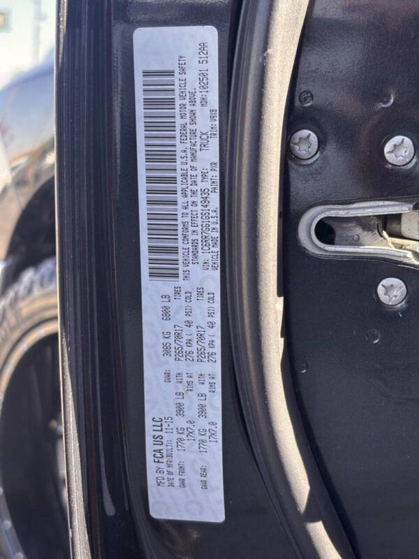 2016 RAM 1500 SLT
