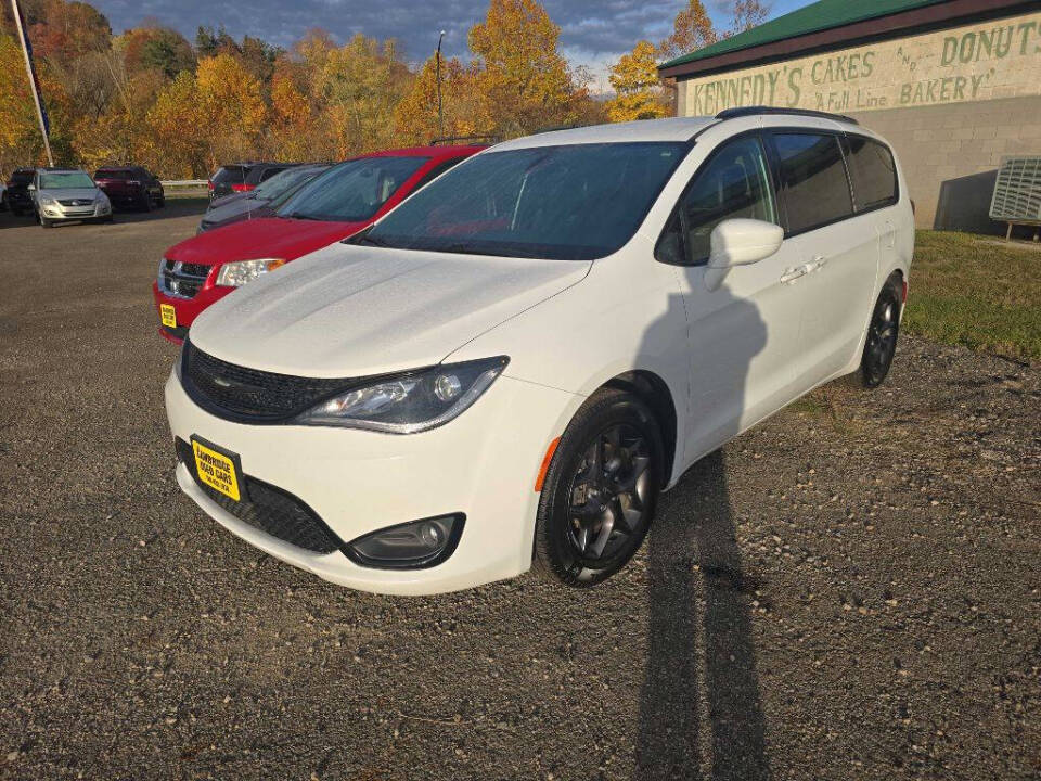 2018 Chrysler Pacifica for sale at Cambridge Used Cars in Cambridge, OH