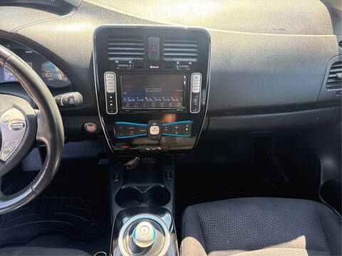 2017 Nissan LEAF SV