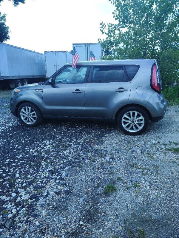 2018 Kia Soul +