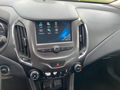 2018 Chevrolet Cruze LT Auto