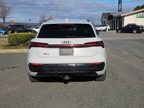 2024 Audi Q8 e-tron quattro Prestige