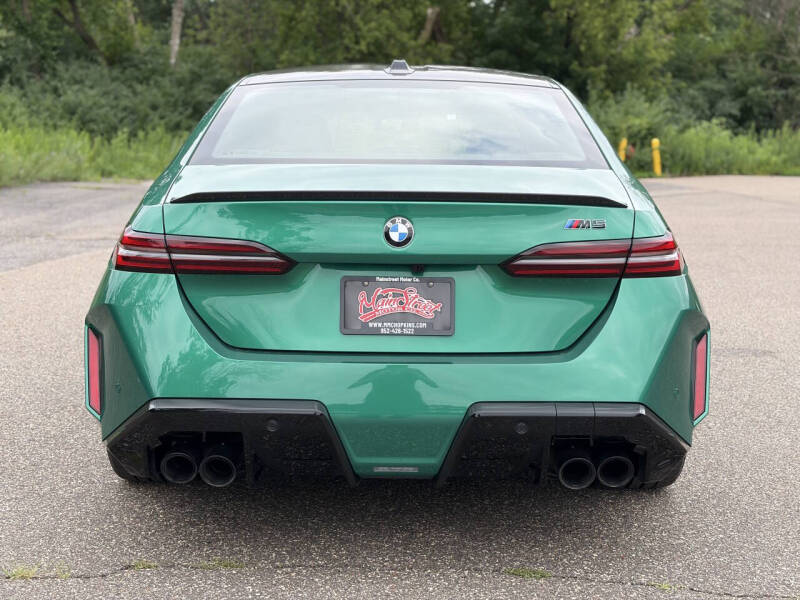 2025 BMW M5