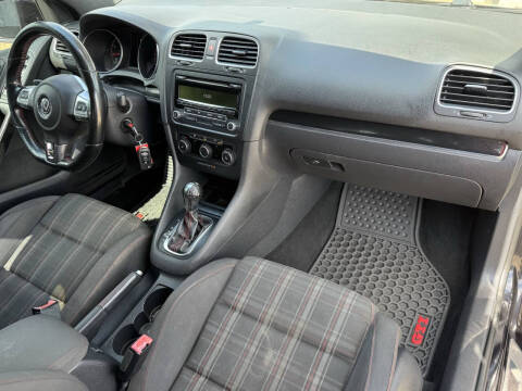 2014 Volkswagen GTI Wolfsburg Edition PZEV