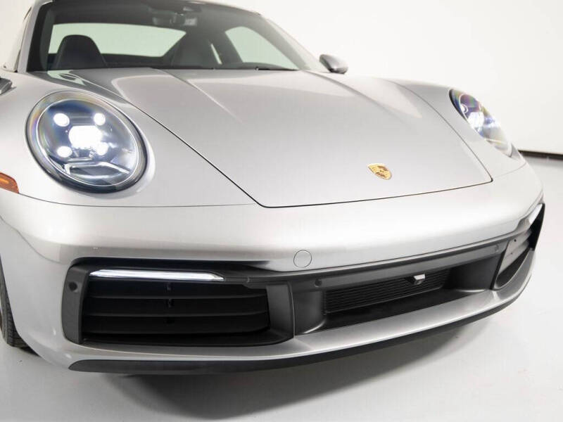 2024 Porsche 911 Carrera