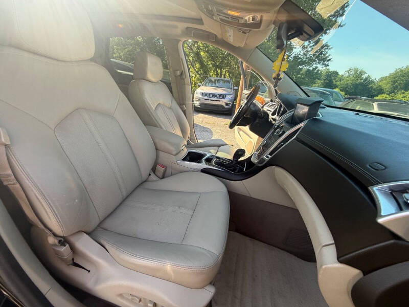 2016 Cadillac SRX Performance Collection