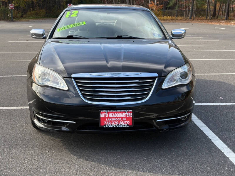 2012 Chrysler 200 Limited