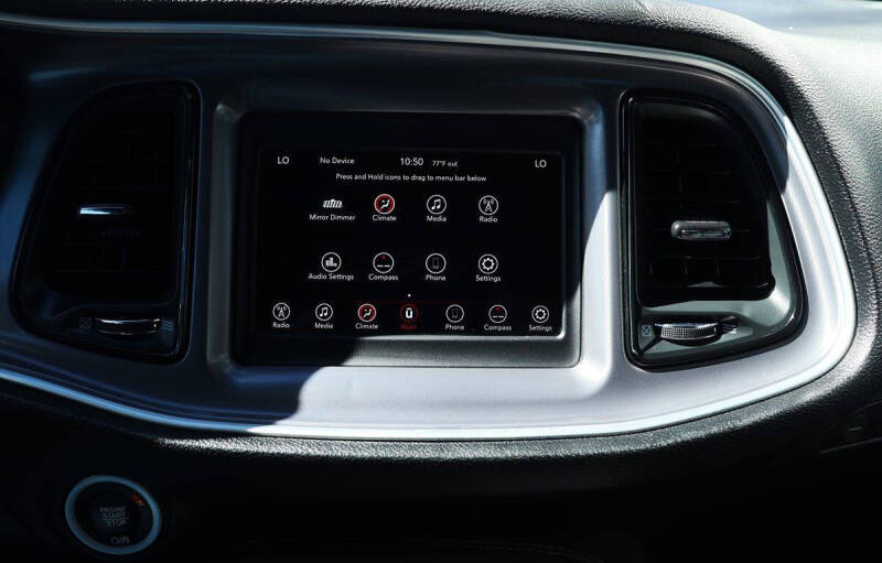 2019 Dodge Challenger SXT