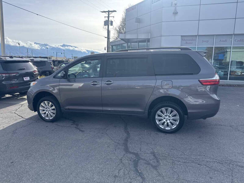 2015 Toyota Sienna