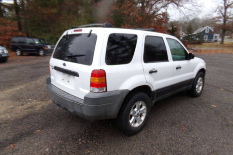 2005 Ford Escape XLT photo 5