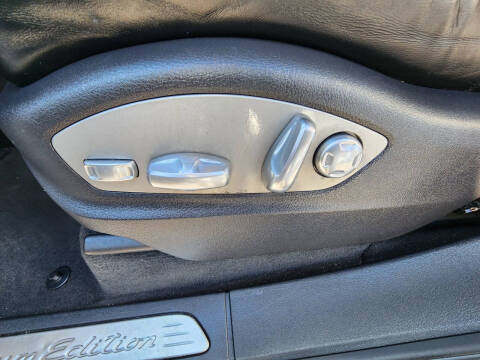 2014 Porsche Cayenne Platinum