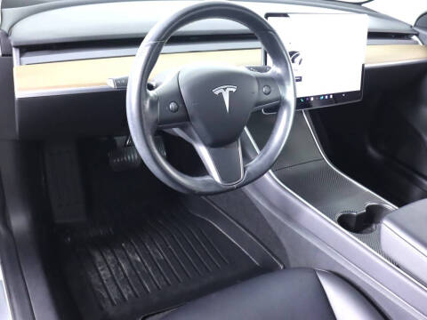 2019 Tesla Model 3 Standard Range Plus