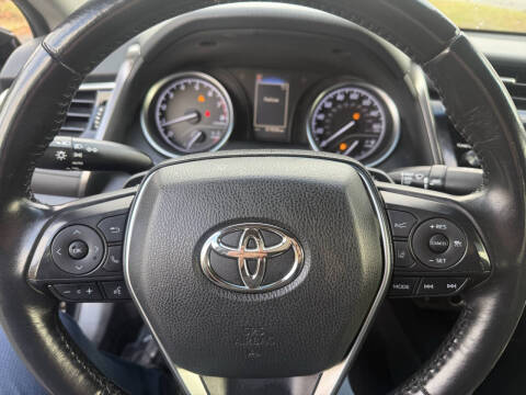 2018 Toyota Camry SE