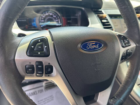 2019 Ford Taurus SHO