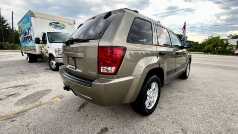 2006 Jeep Grand Cherokee Laredo