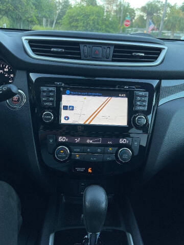 2015 Nissan Rogue SL