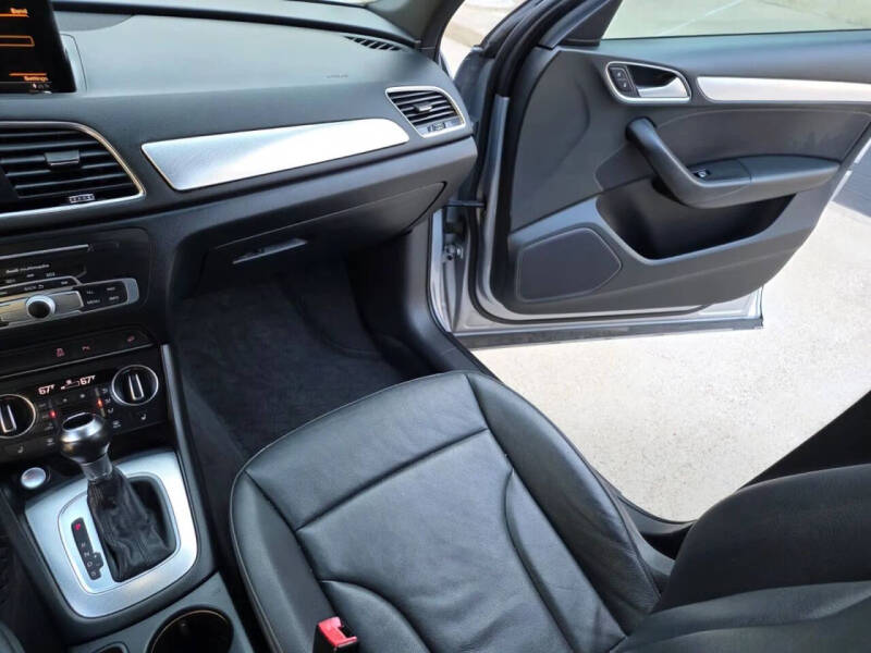 2016 Audi Q3 2.0T Premium Plus