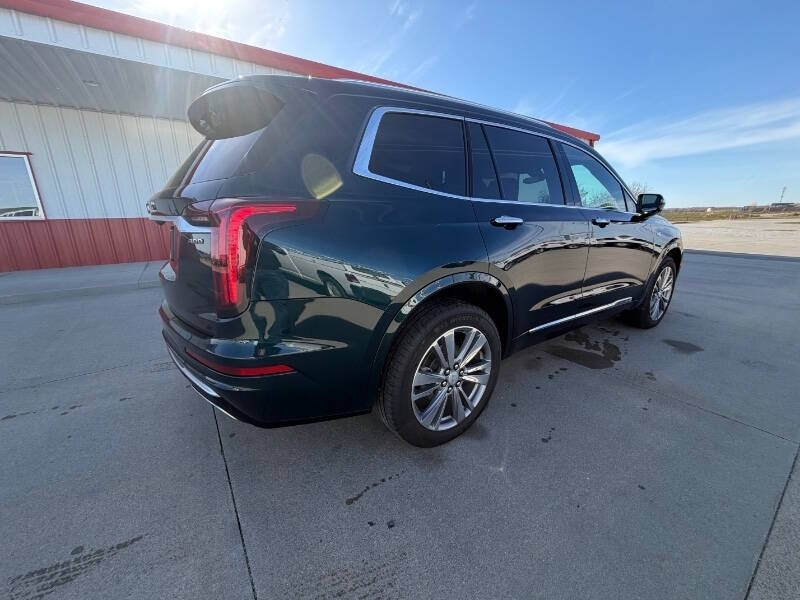 2025 Cadillac XT6 Premium Luxury