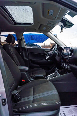2025 Hyundai Venue SEL