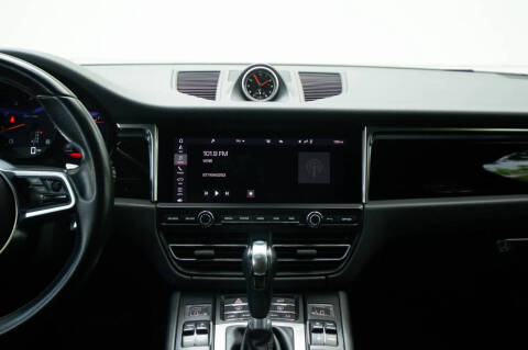 2021 Porsche Macan