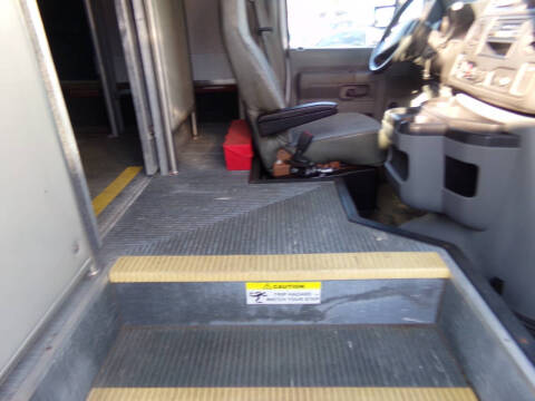 2019 Ford E-Series E-450 SD