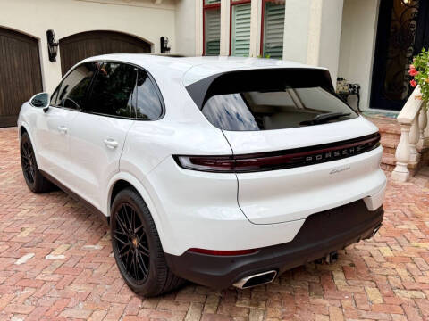 2024 Porsche Cayenne