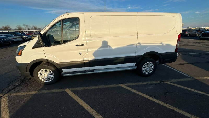 2024 Ford Transit 250