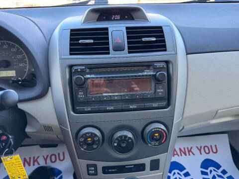 2012 Toyota Corolla LE