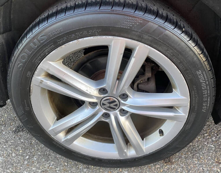 2015 Volkswagen Passat 1.8T SE